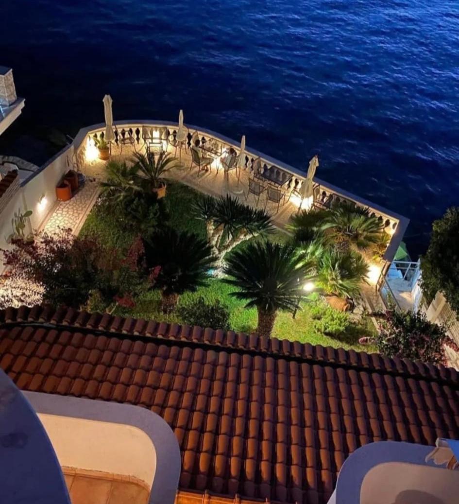 Apartments Villa Mare Mar 수토모레 외부 사진