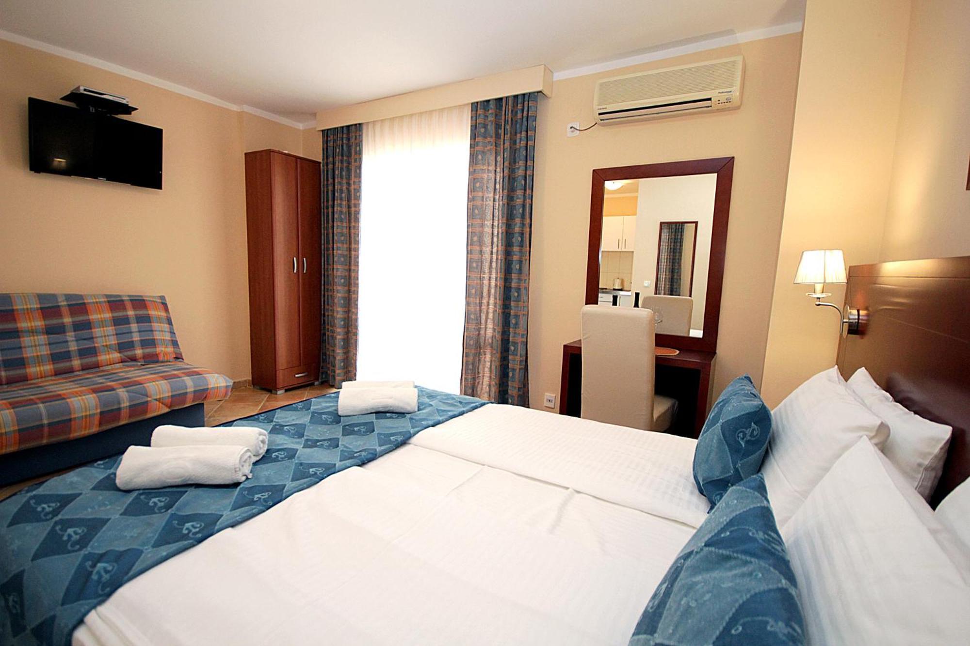 Apartments Villa Mare Mar 수토모레 외부 사진